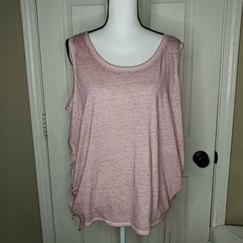 JUST BE Sleeveless Ties Sides Top in Mauve in a Size 1X